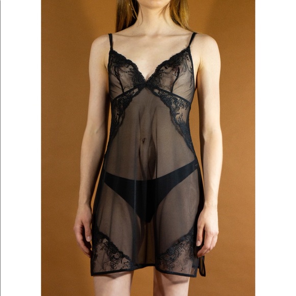 La Perla sheer lace slip dress. - Picture 3 of 5